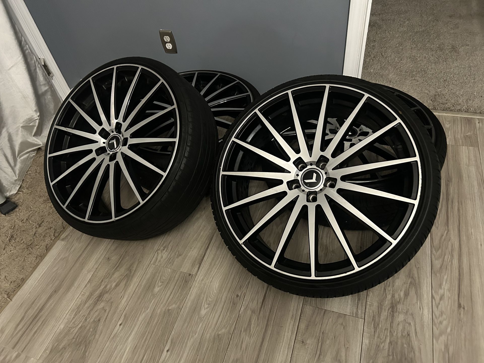 Rims/ Tires 22 
