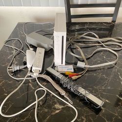 Wii console + Accessories