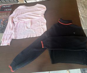 Lululemon/true religion sweaters￼