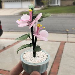 Porcelain & Glass Flowerpot Art