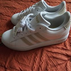 Womens Adidas Shoes 