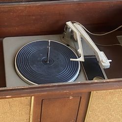 RCA Vintage Record Player