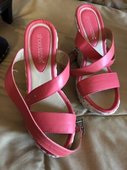 Pink shoe dazzle cork heel wedges size 6.5