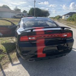 2012 Dodge Charger Sxt