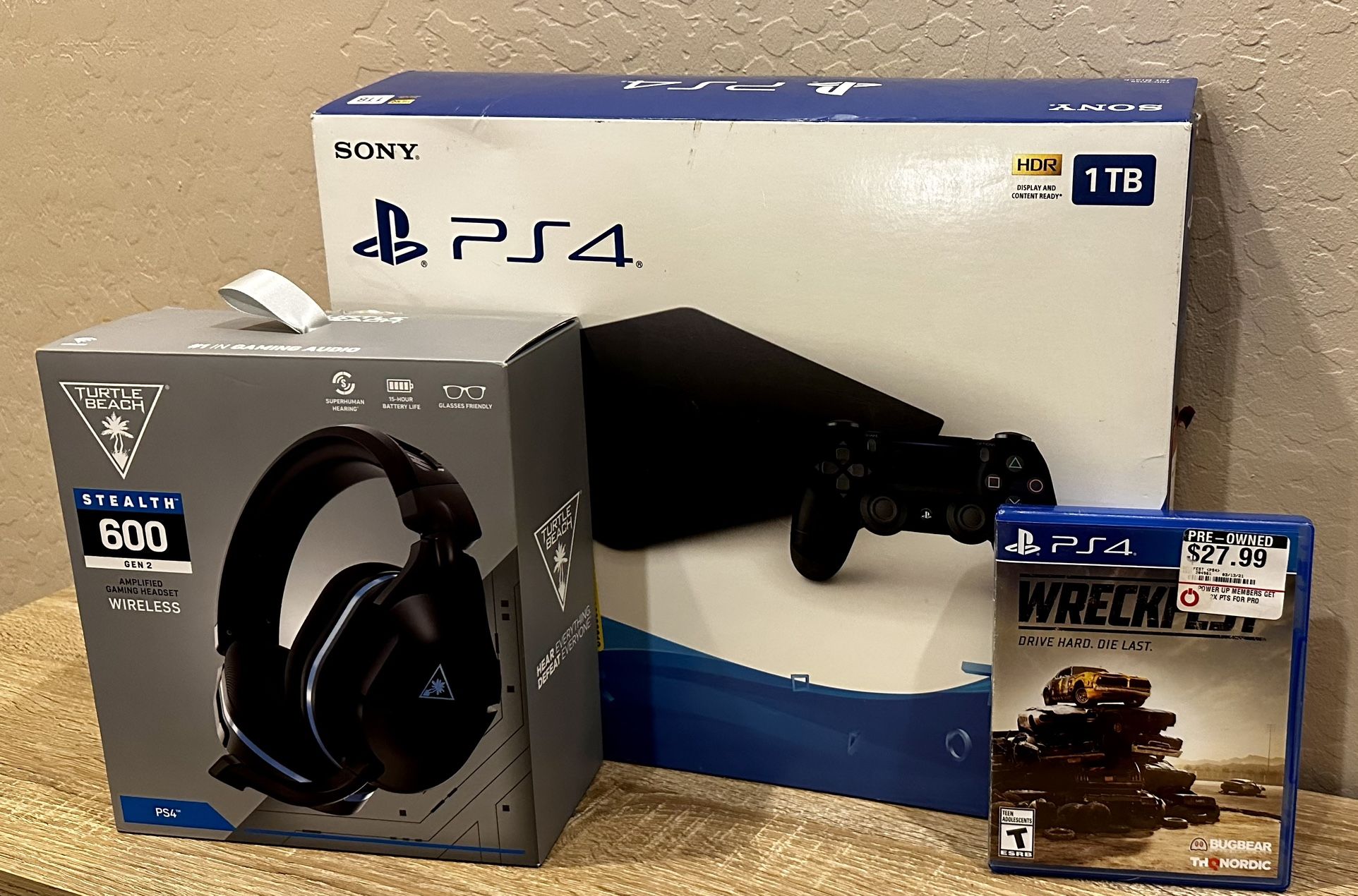 PS4 1 TB Gaming Bundle