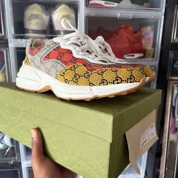 Gucci Rython Sneakers 