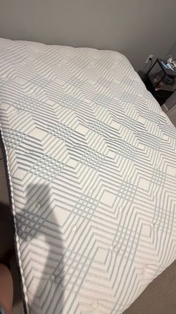 Queen size mattress and reclinable frame.