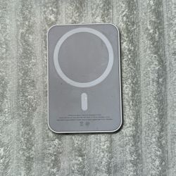 APPLE MAGSAFE POWER BANK