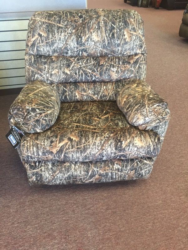 Simmons Camo recliner