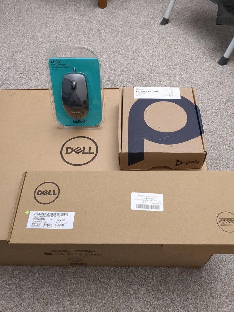 Office Monitor, headset, keyboard, mouse