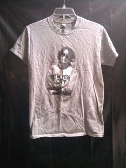 Unisex T-SHIRT John Lennon Arms Crossed Photo Gray Graphic Tee Shirt. Size Small.