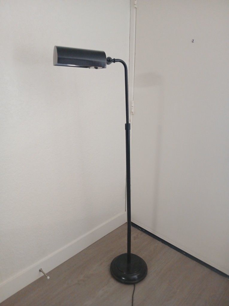 Lamp $10