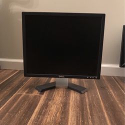 Dell Computer Monitor - 19"