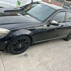2009 Mercedes-Benz C-Class