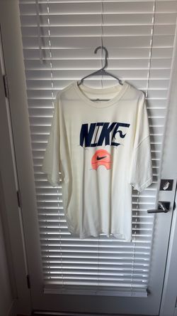 Oversized Nike tee XL