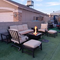 Nice Patio Furniture Very Good Condition 