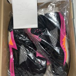 Floridian Jordan Retro 5’s Size 4.5Y