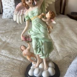 The Leonardo Collection Angel Figurine 