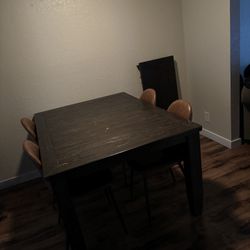 extender Dining Table (seats 6/8)