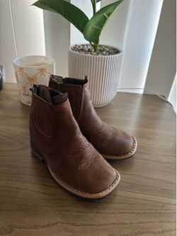 Botines