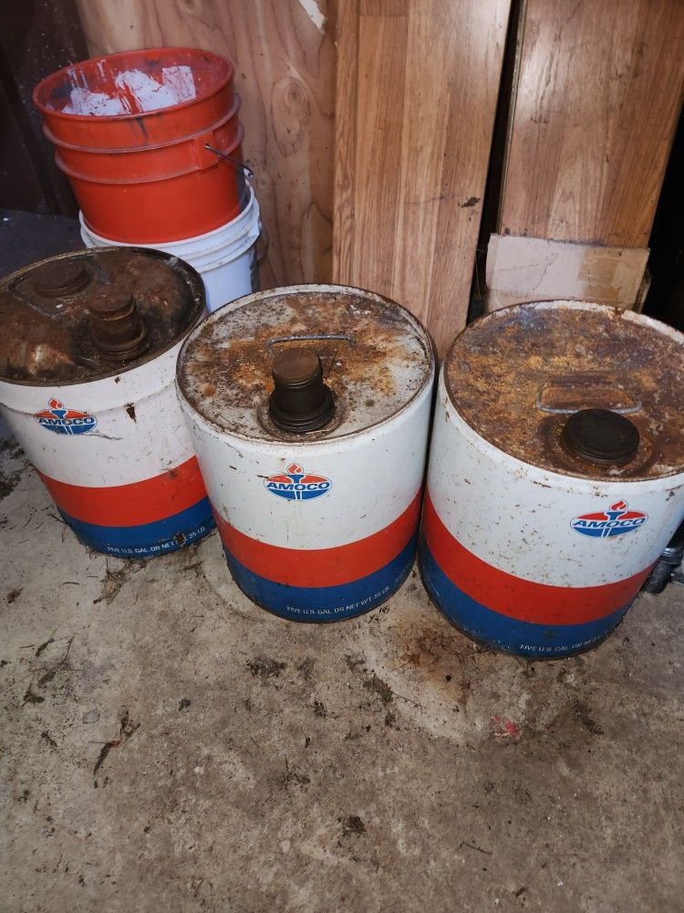 Old Metal Containers Amoco 5 Gallon