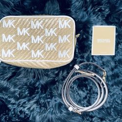 Michael Kors Straw Python Capsule Kenly Small Camera Xbody- Optic White 