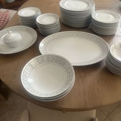 Beautiful Imperial China Dish Set