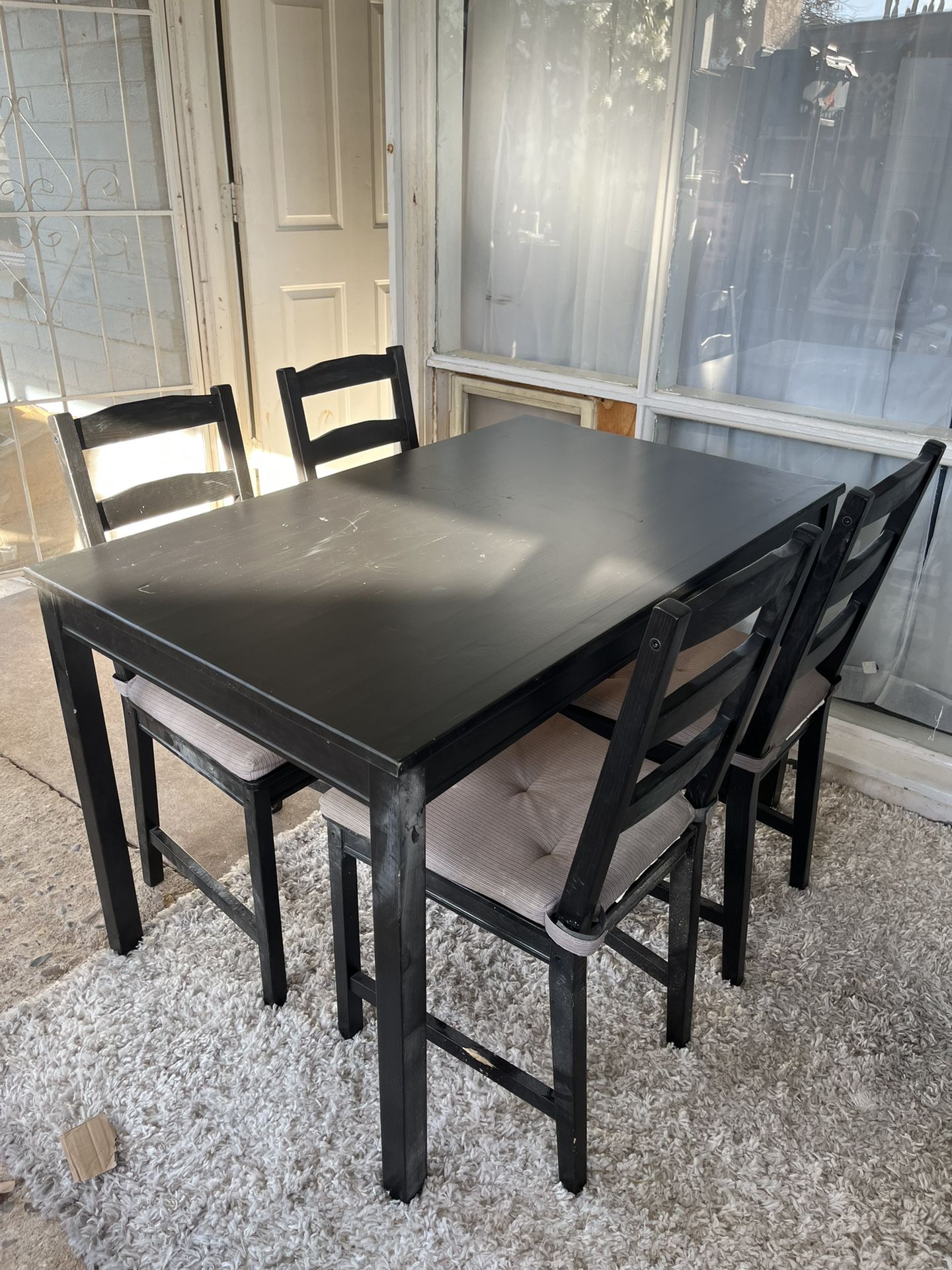 dining set (table and chairs)