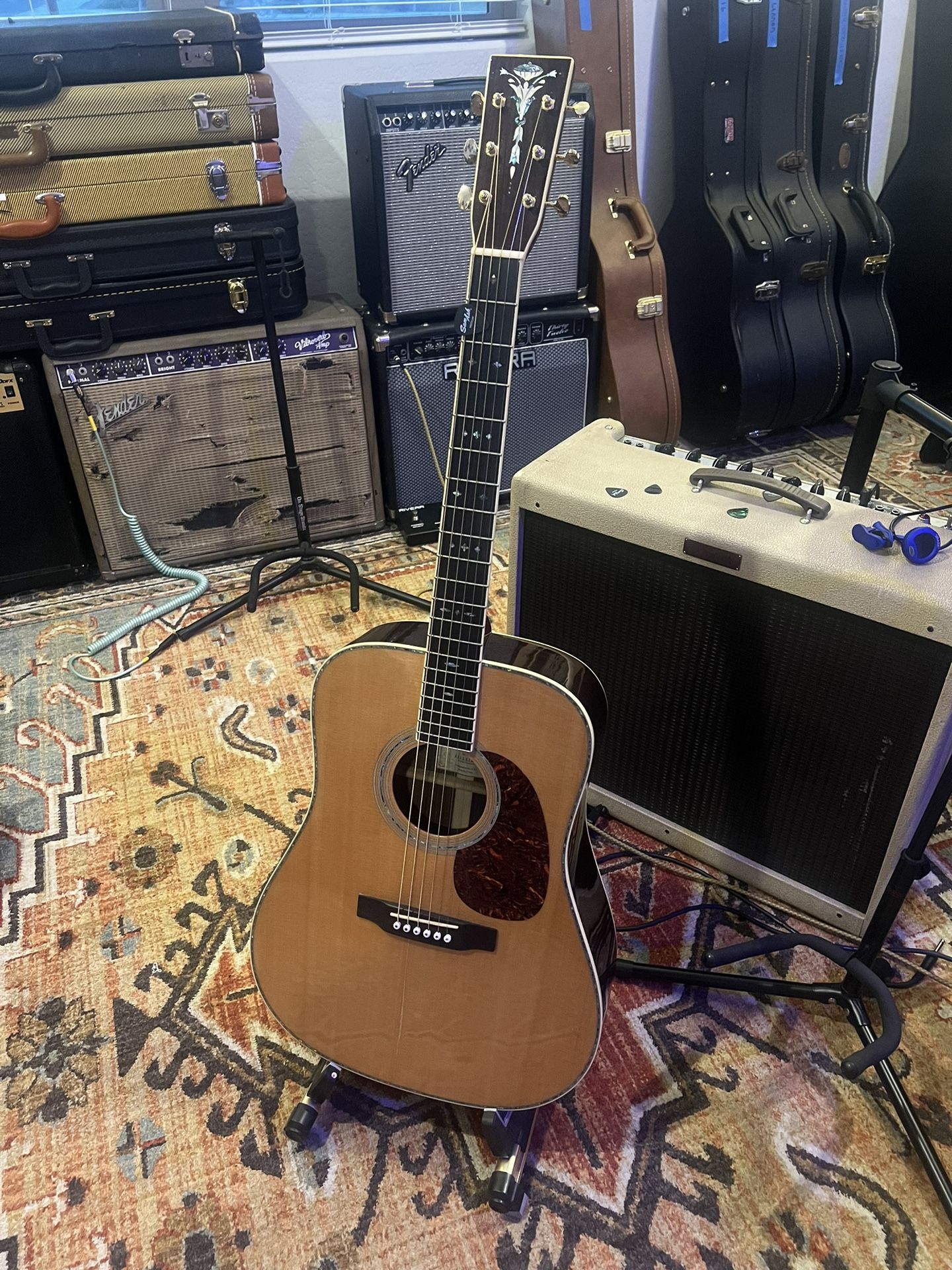 Recording King RD-227 Torch Acoustic Guitar