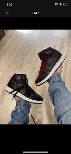 PREOWNED Jordan 1 Retro High Black Satin Gym Red Black Size 4.5Y