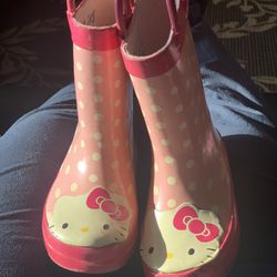 Hello Kitty Size 7 Rain Boots