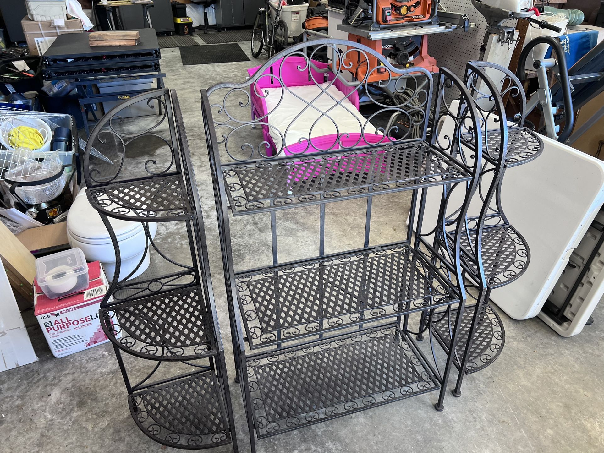 Three piece metal rack