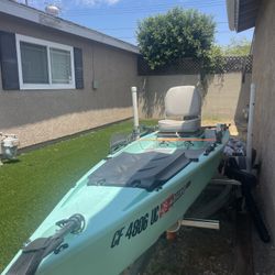 Hoodoo Hero 130 Skiff Kayak Fishing w/ 6hp Yamaha 4 Stroke Outboard