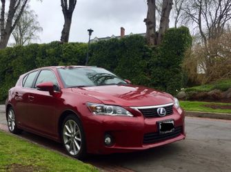 Lexus CT200H