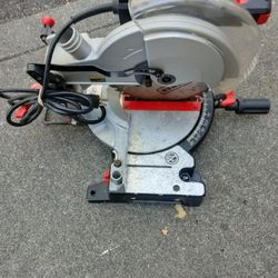 Craftsman 10" Compound Miter saw with laser trac