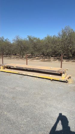 Trench shoring