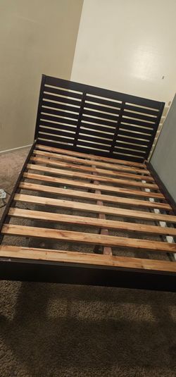 Full bed frame