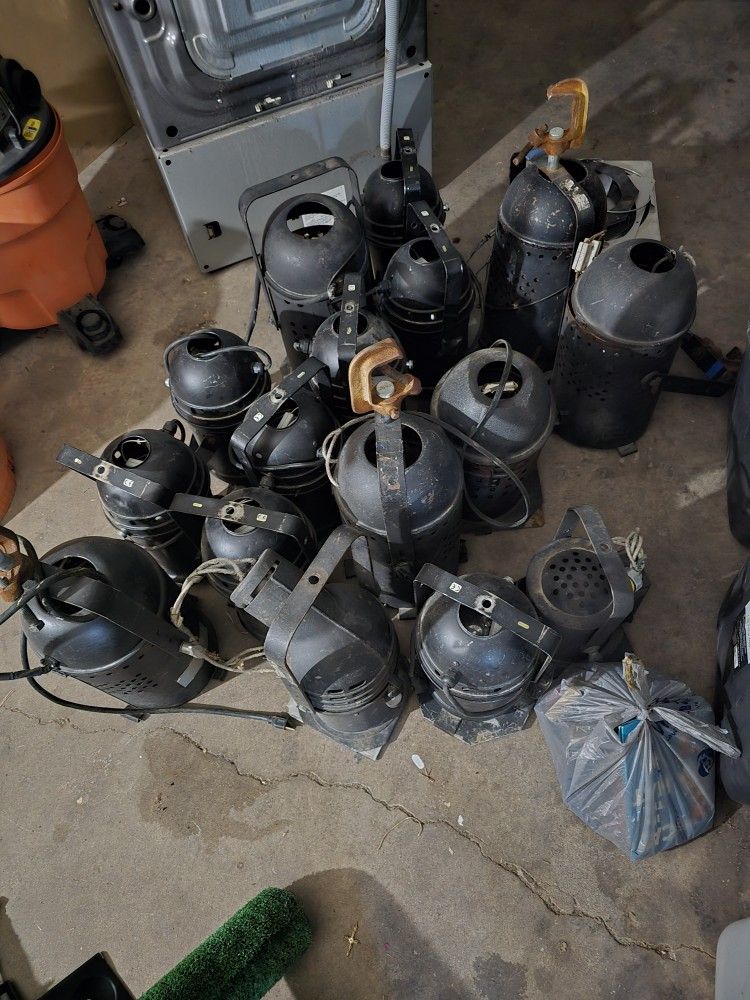 Dj Stage Lighting Par Cans And Eliminator E108 Chauvet and ADJ Lights