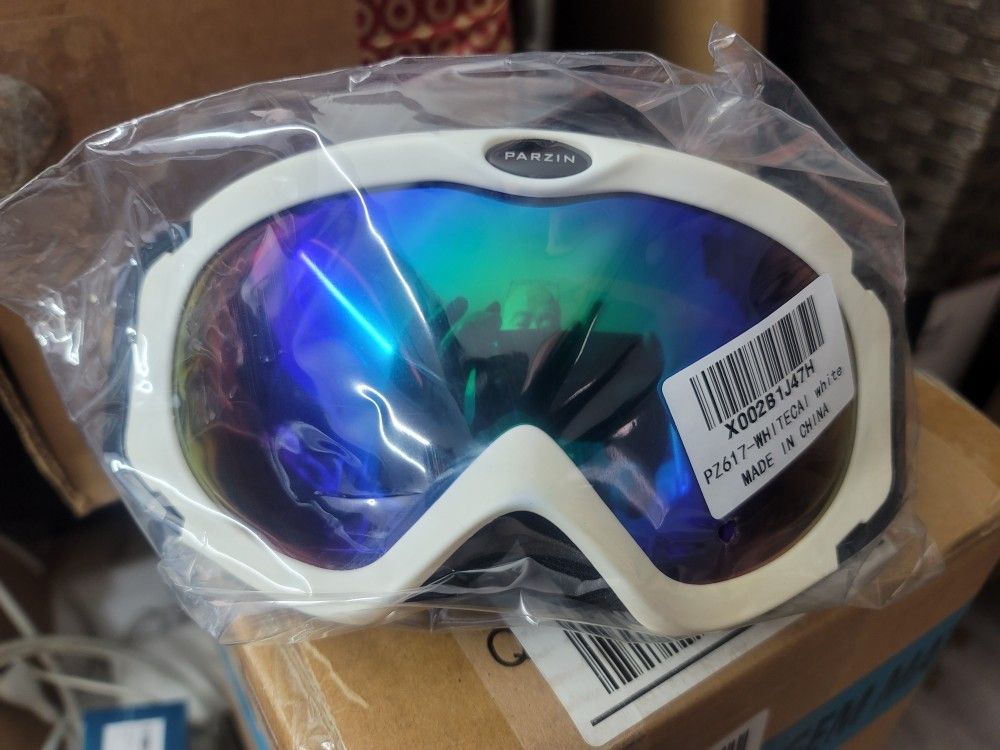 PARZIN Ski Goggles for Women Men

