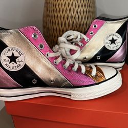  Converse WOMENS CHUCK 70 HI