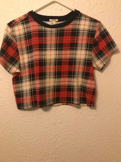 Cropped shirt- sleeve