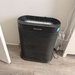 Air Purifiers 
