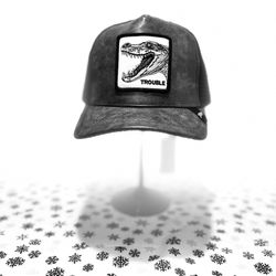 Vintage Embroidered Animal Patch Trucker Cap 