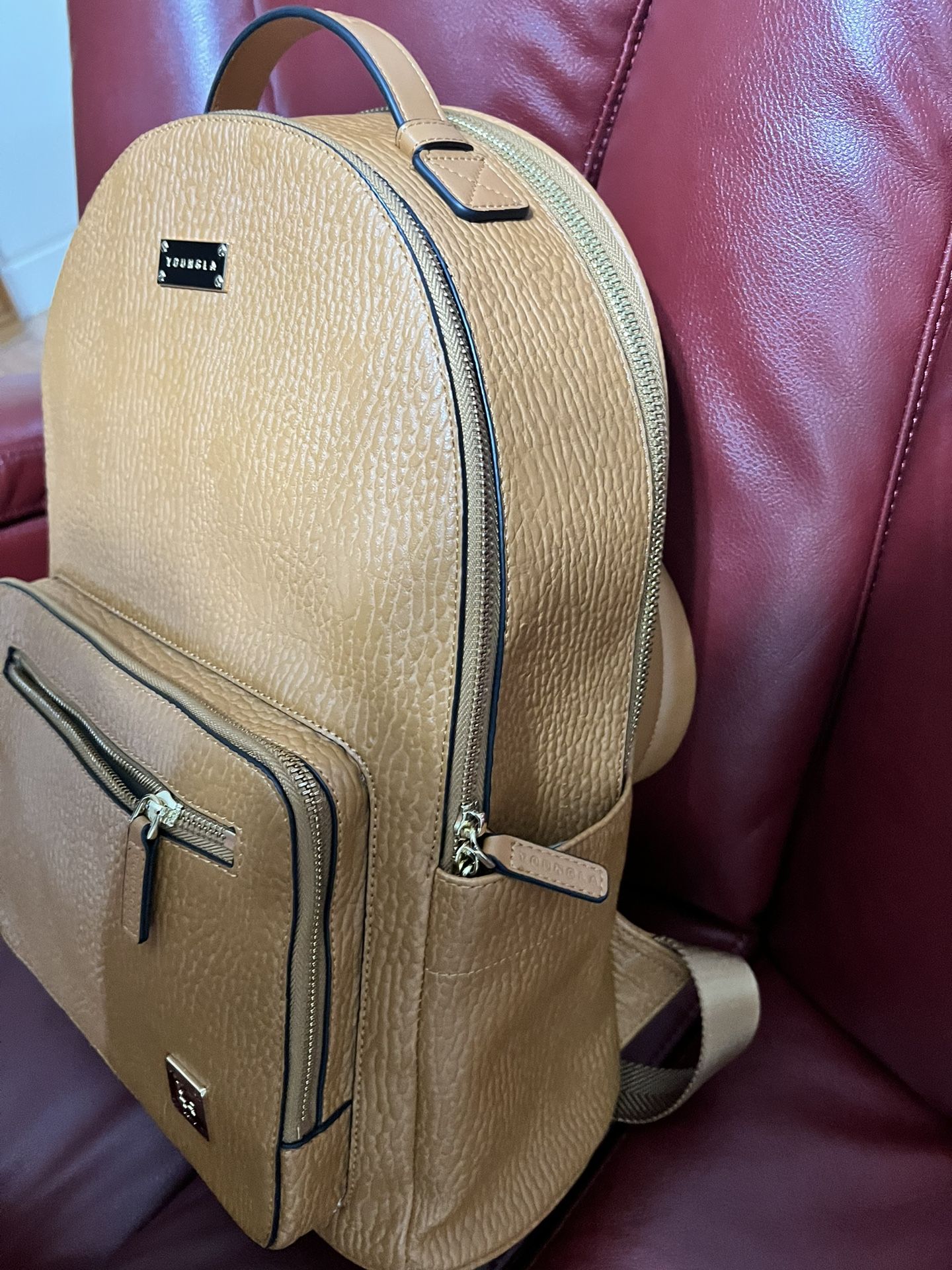  735 El magnifico, leather backpack brown Youngla 735 El Magnifico Luxury Backpack for Sale in  main image 3