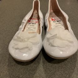 New Girls Harper Canyon White Faux Patent Size 2