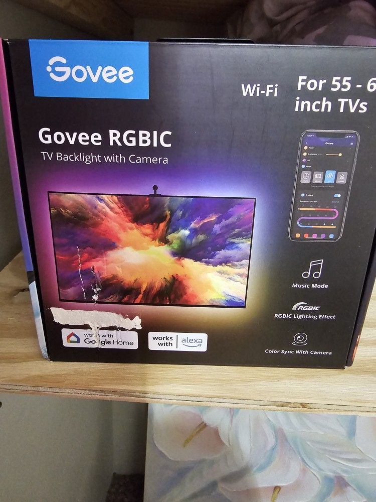 BRAND NEW*IN BOX*Gover RGBIC TV Backlight With Camera