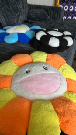 takashi murakami pillow