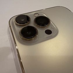 iPhone 14 Pro Max 256gb Unlocked  New With Warranty 