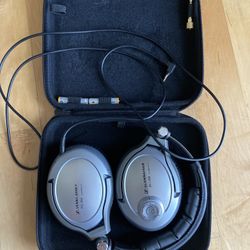 Sennheiser Noise-Cancelation Headphones