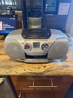 Phillips CD/Cassette player